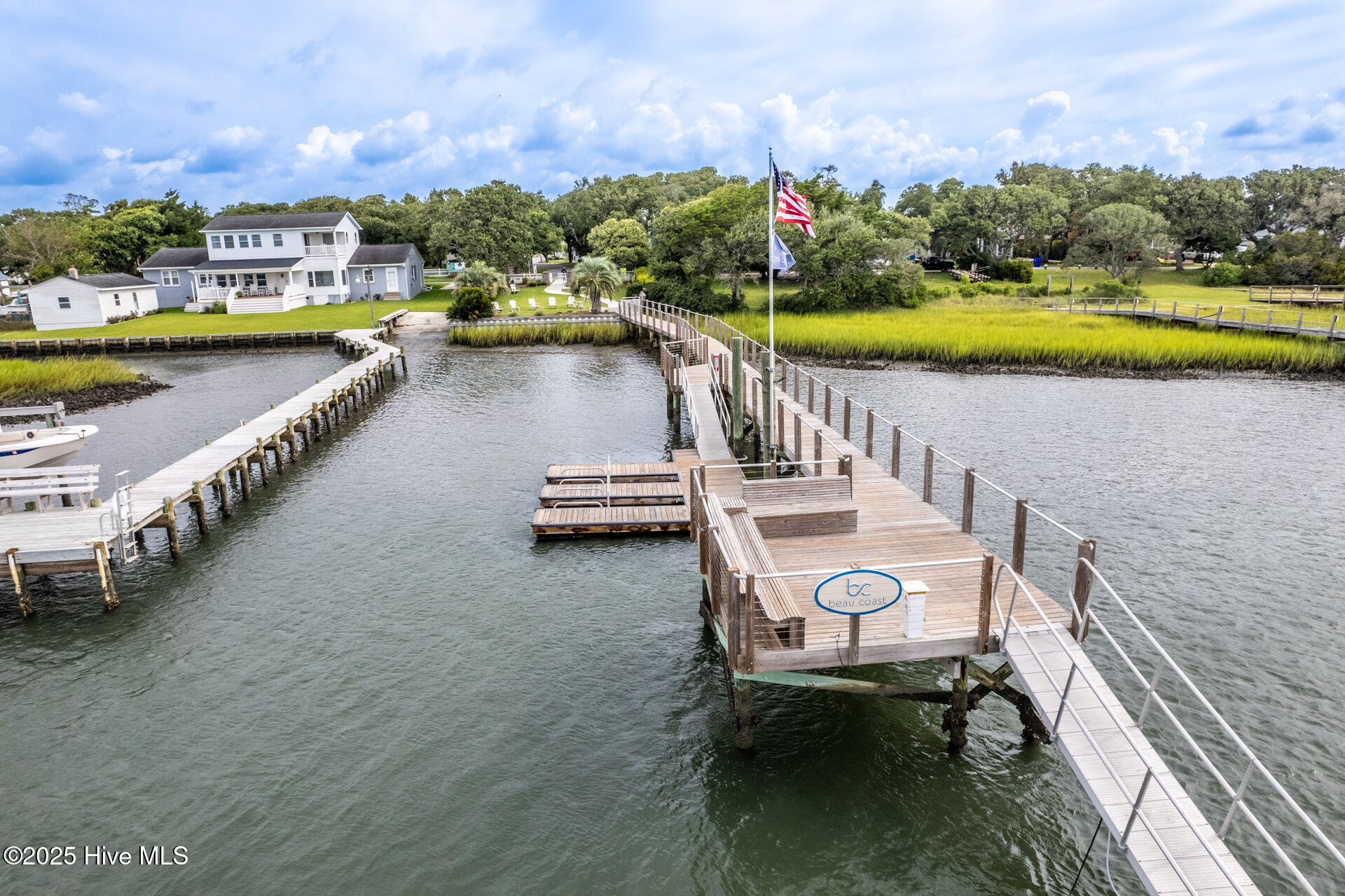 534 Sheldrake Court Beaufort, NC 28516 - Photo 31 of 36 Community Day Dock on Taylors Creek