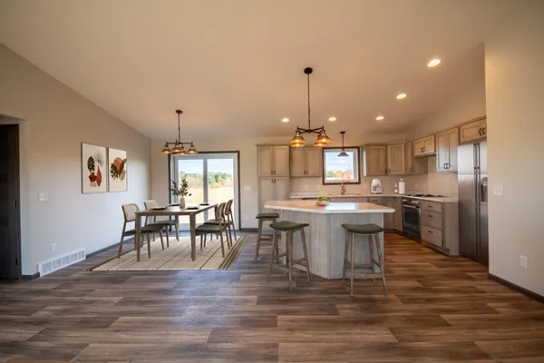 $479,900 | 352 Halfaday Drive, Sauk Centre, MN 56378