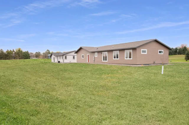 $479,900 | 352 Halfaday Drive, Sauk Centre, MN 56378