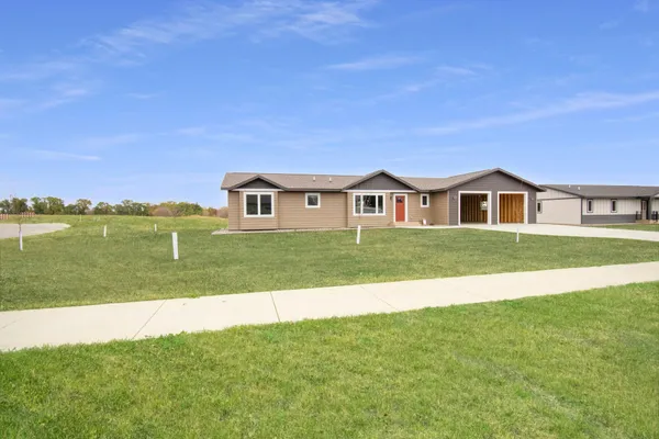 $479,900 | 352 Halfaday Drive, Sauk Centre, MN 56378