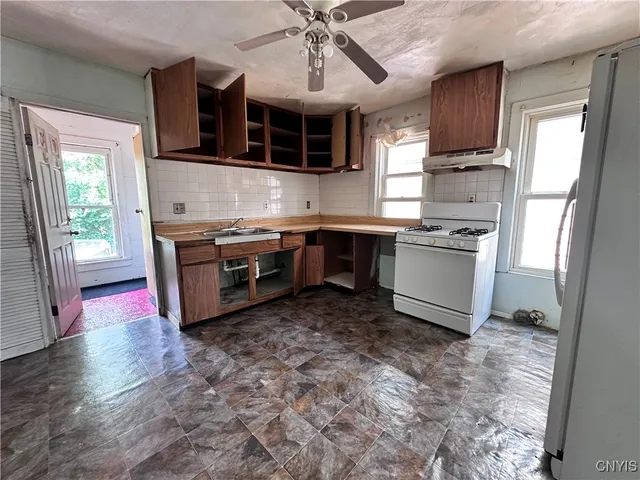 $180,000 | 1504 Conkling Avenue, Utica, NY 13501