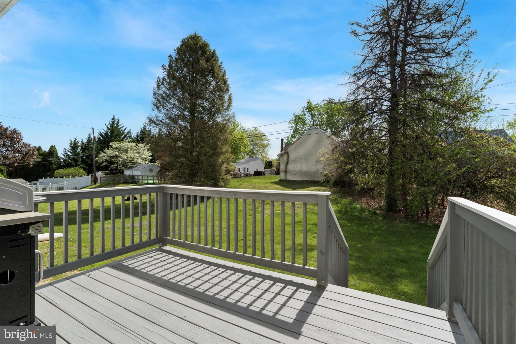 227 Spohn Road Reading, PA 19608 - Photo 19 of 21 a view of balcony with wooden floor and fence