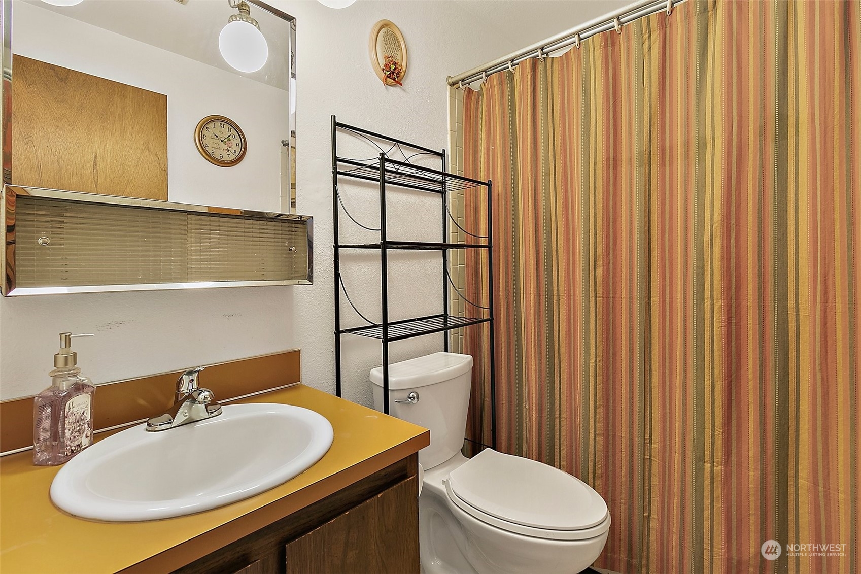 2803 Southeast 16th Street Renton, WA 98058 - Photo 14 of 37 Gallery Image 14