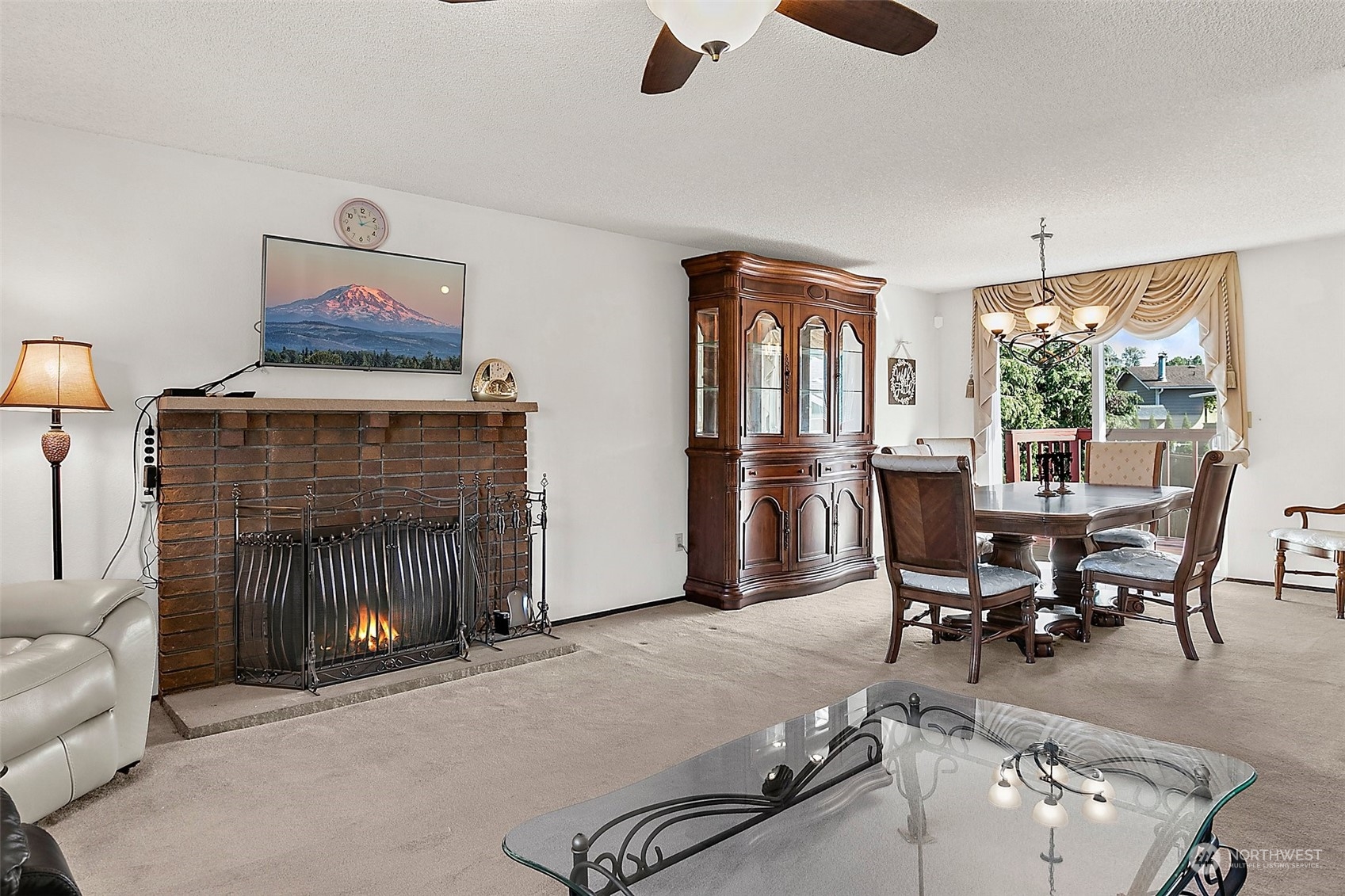 2803 Southeast 16th Street Renton, WA 98058 - Photo 5 of 37 Gallery Image 5