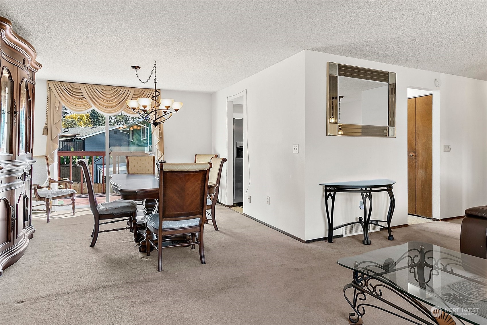 2803 Southeast 16th Street Renton, WA 98058 - Photo 6 of 37 Gallery Image 6