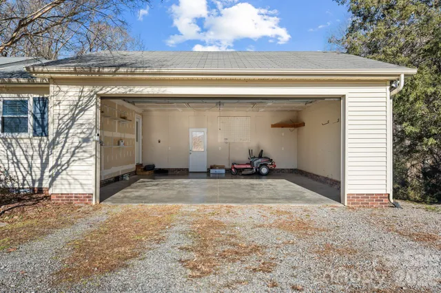 $380,000 | 6200 Starlight Drive, Concord, NC 28027