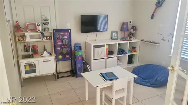 $2,900 | 3301 Beach Port Drive, Las Vegas, NV 89117