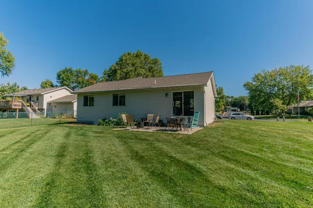 $350,000 | 1409 Pintail Trail, Buffalo, MN 55313