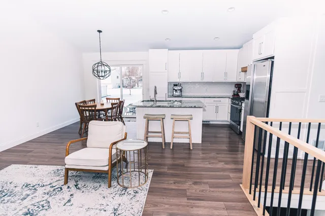 $350,000 | 1409 Pintail Trail, Buffalo, MN 55313