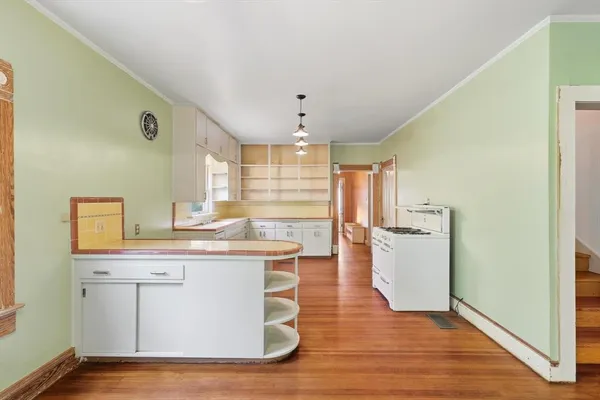 $699,900 | 2044 West Oak Street, Denton, TX 76201