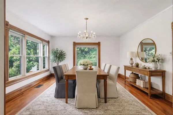 $699,900 | 2044 West Oak Street, Denton, TX 76201