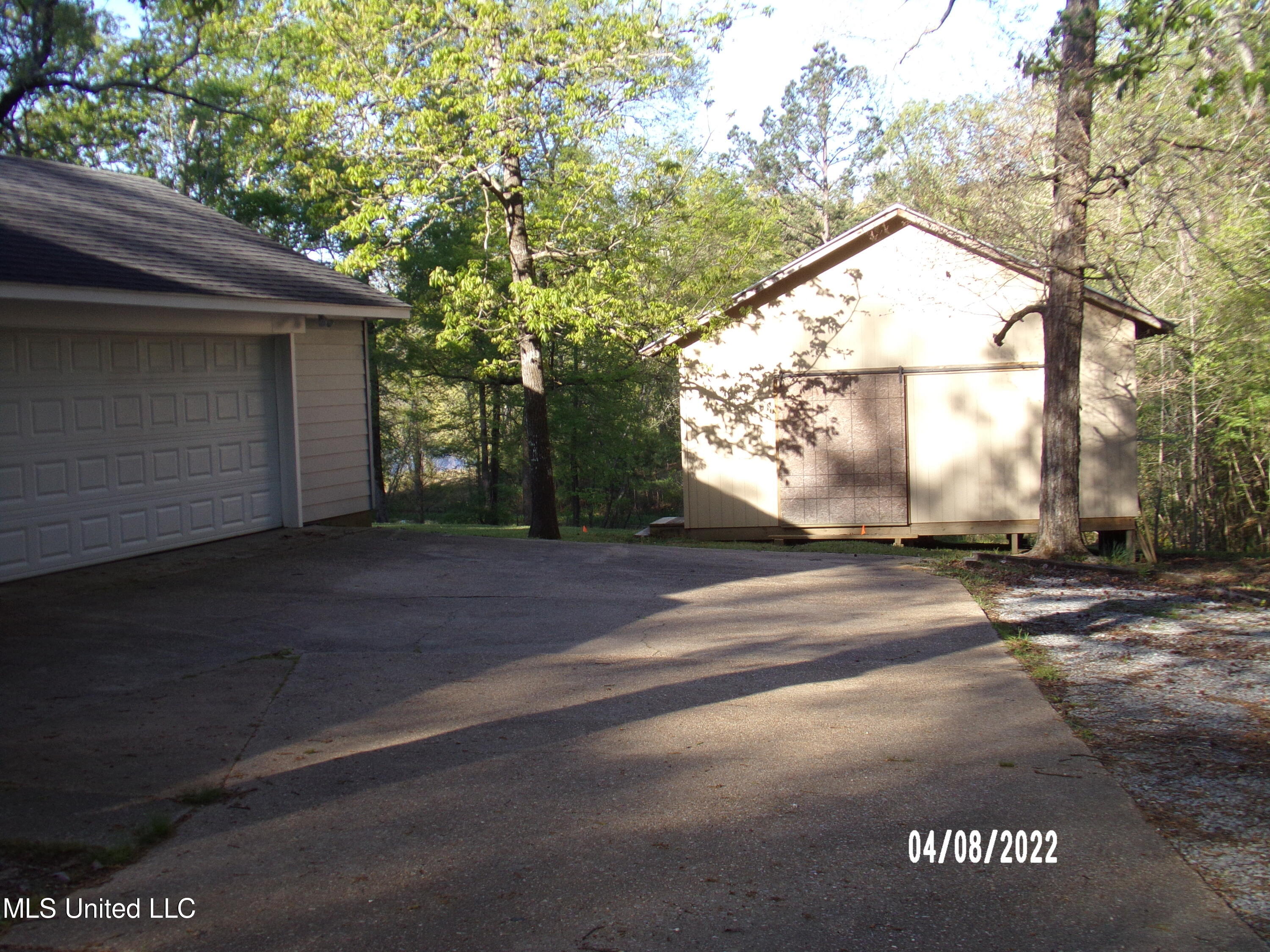 341 Springhill Drive Terry, MS 39170 - Photo 6 of 34 100_2301 - Copy (2) - Copy