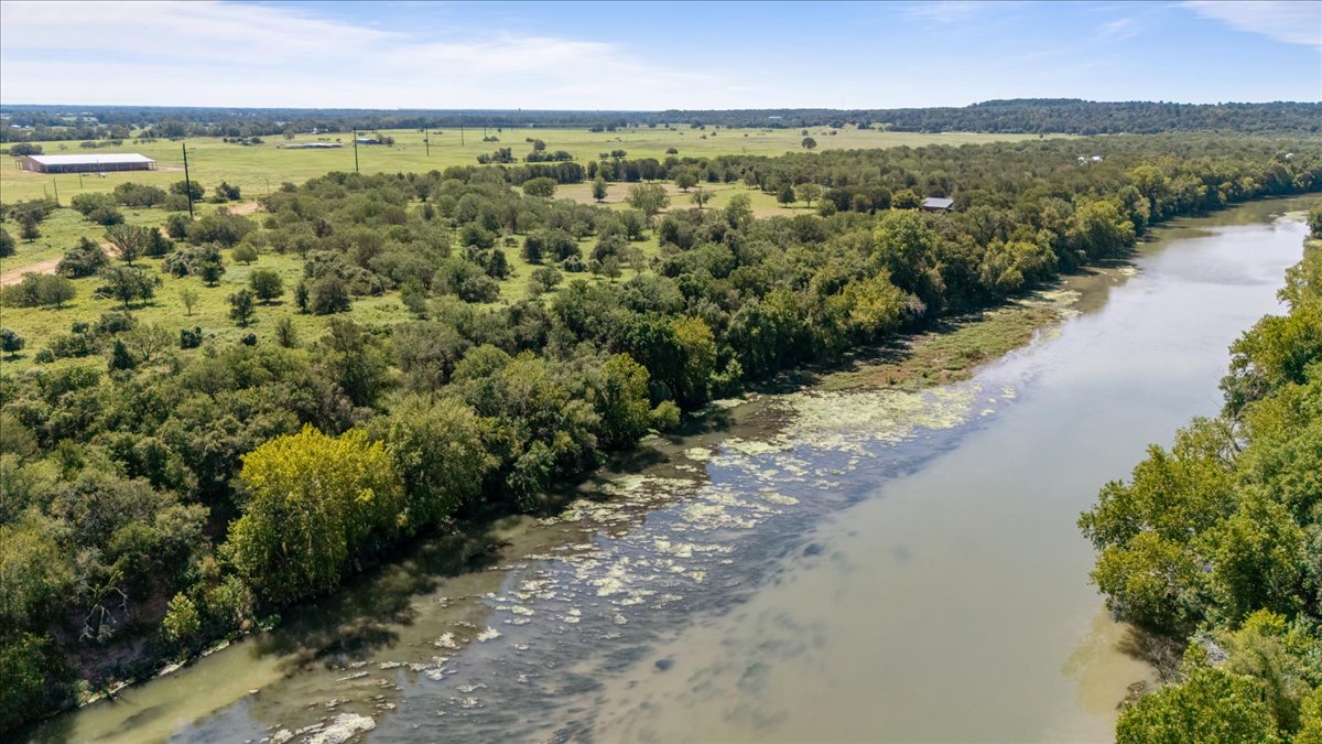 0 Hidden Shores Road Smithville, TX 78957 - Photo 8 of 28 a view of a city with mountains in the background