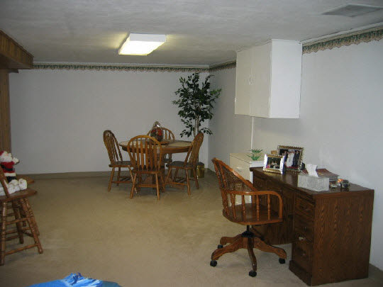 1607 Halsted Road Rockford, IL 61103 - Photo 9 of 11 Gallery Image 9