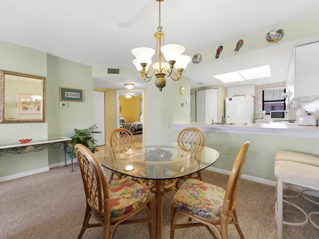 $425,000 | 4250 A1a S L25, St. Augustine, FL 32080