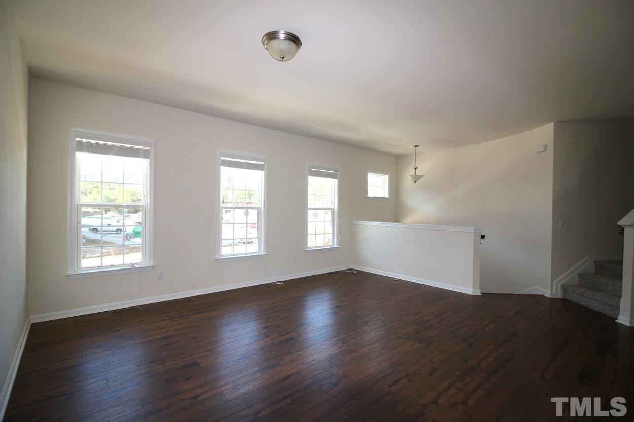 7004 Reedybrook Crossing Apex, NC 27523 - Photo 4 of 15 Photo #4