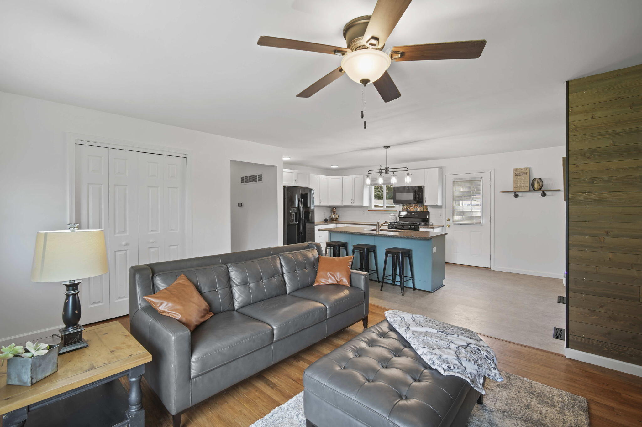 929 Napoleon Road Michigan Center, MI 49254 - Photo 12 of 41 10-web-or-mls-DSC04833