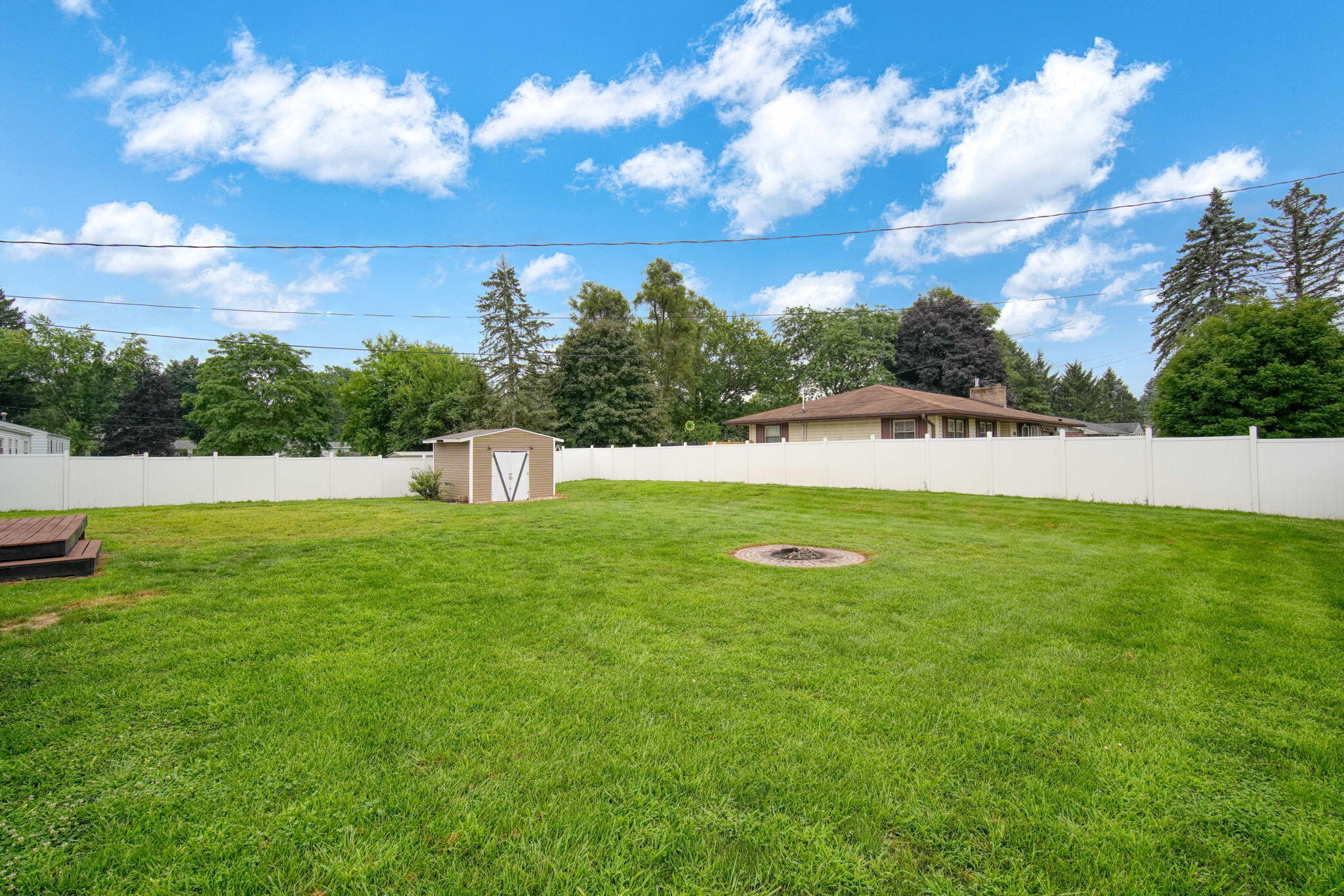 929 Napoleon Road Michigan Center, MI 49254 - Photo 9 of 41 39-web-or-mls-DSC04772_HDR
