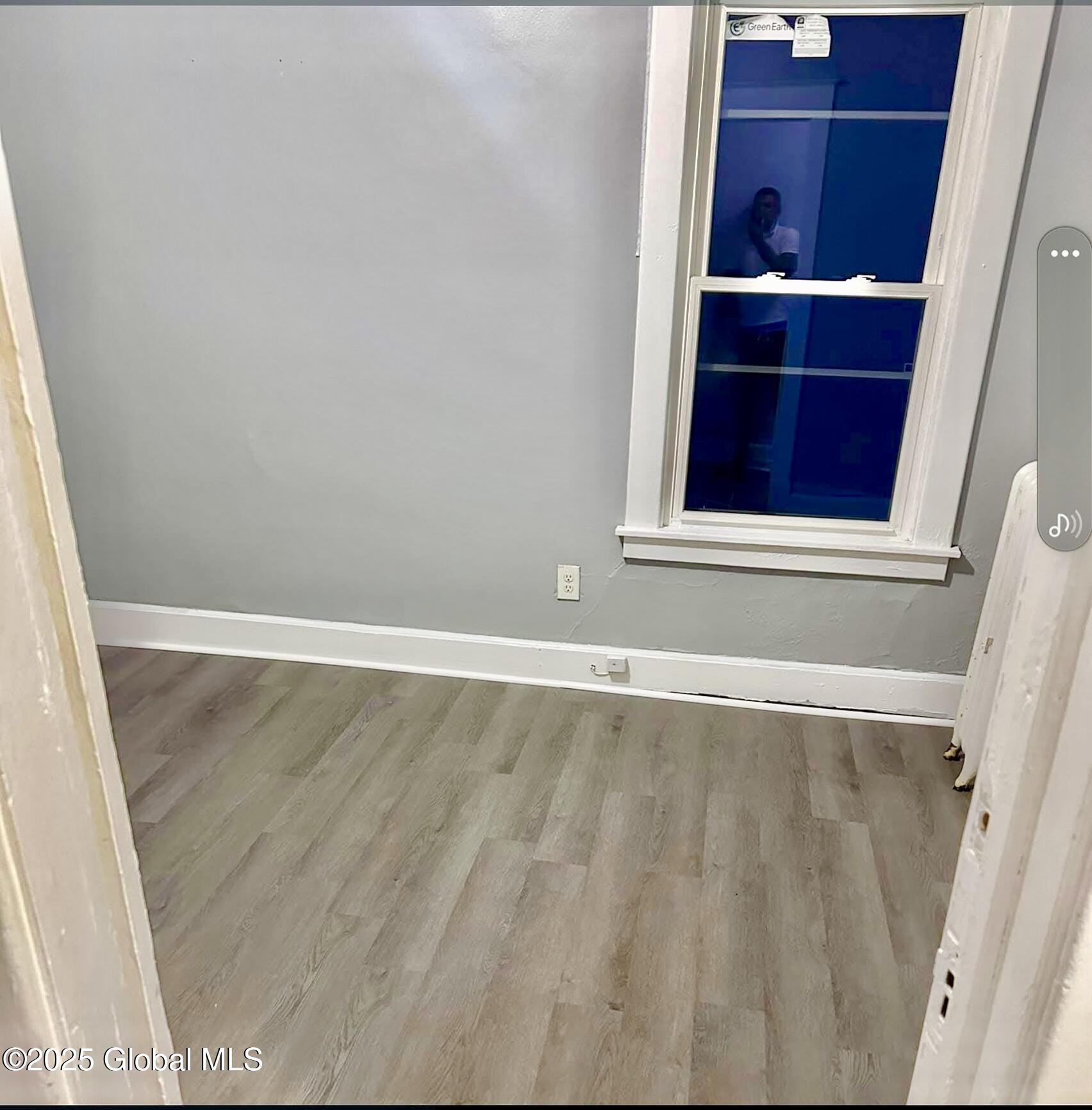 6 Hawk Street Schenectady, NY 12307 - Photo 11 of 25 IMG_2335