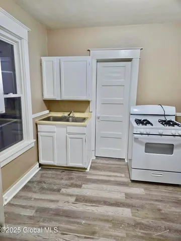 $564,900 | 6 Hawk Street, Schenectady, NY 12307