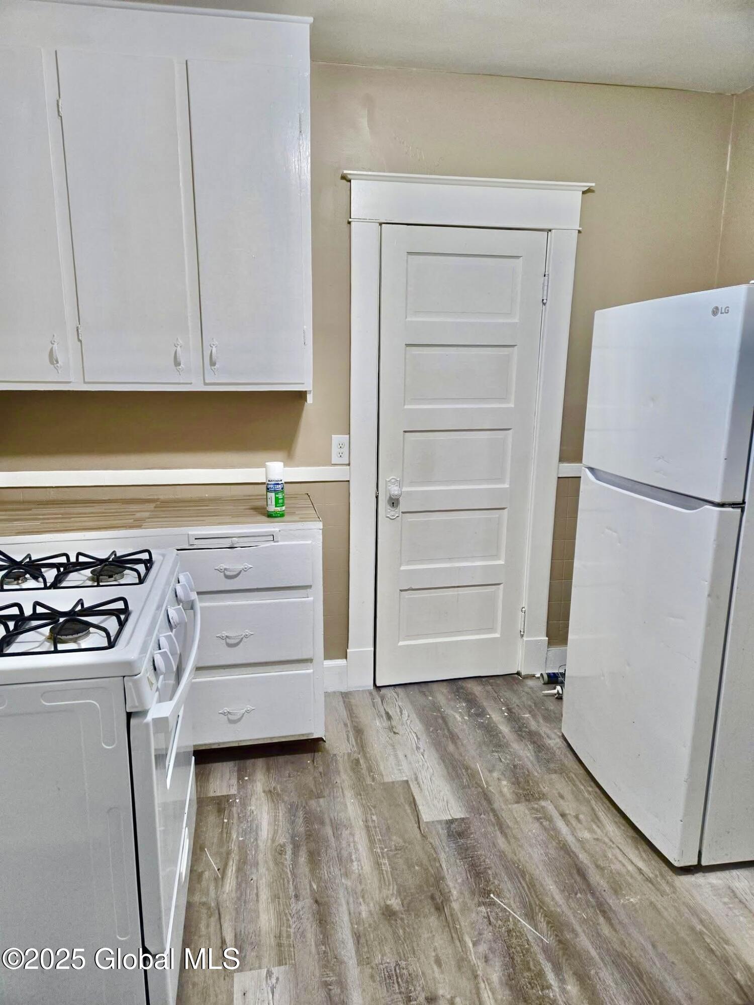 6 Hawk Street Schenectady, NY 12307 - Photo 25 of 25 IMG_2321