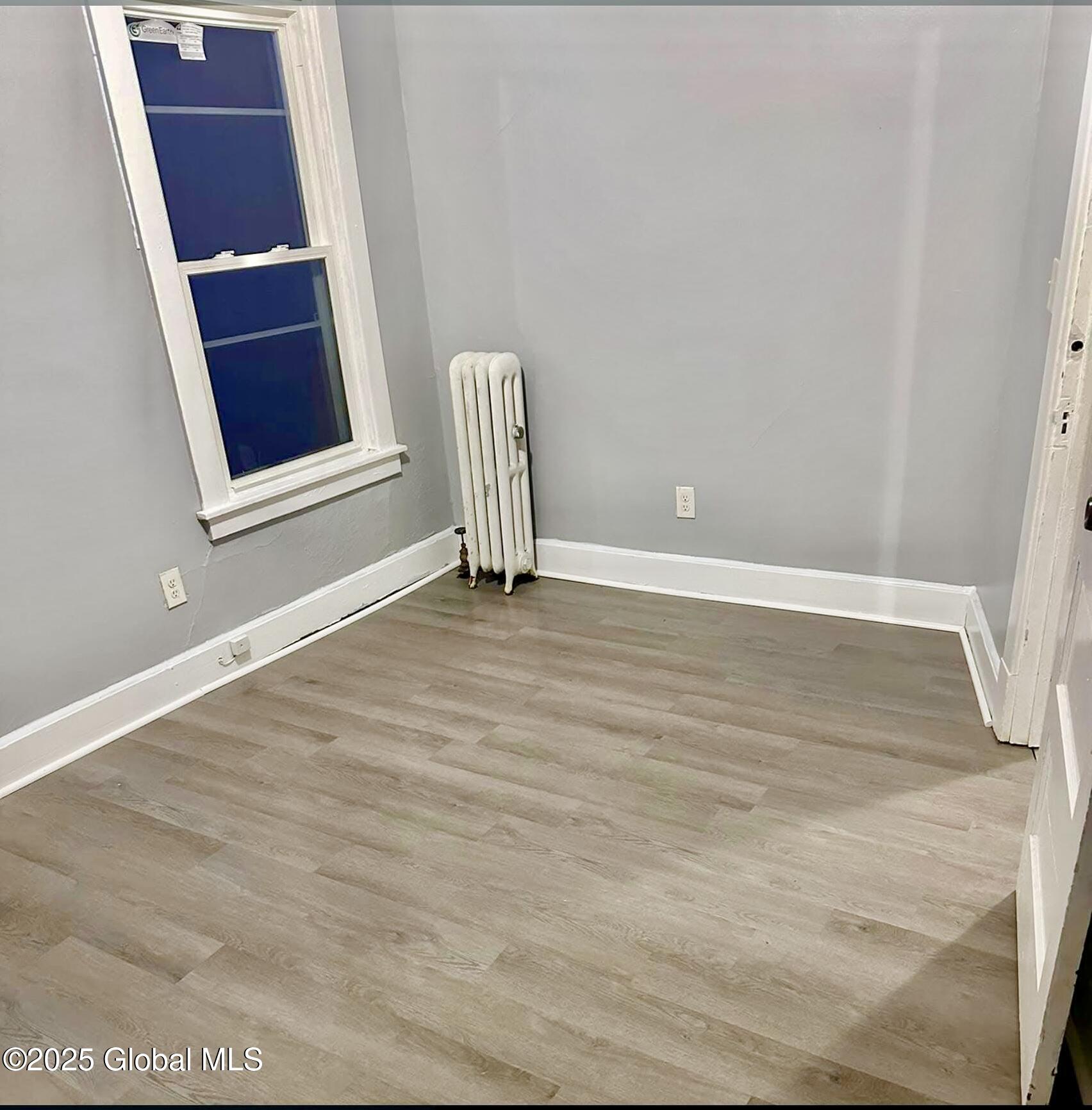 6 Hawk Street Schenectady, NY 12307 - Photo 10 of 25 IMG_2336