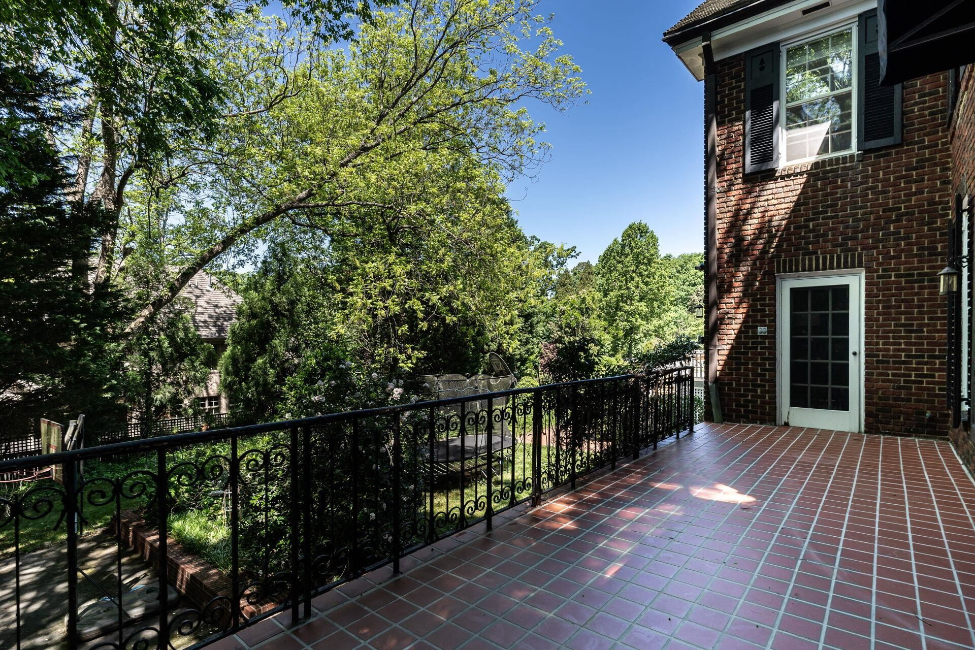 1535 Carr Street Raleigh, NC 27608 - Photo 36 of 41 Back Porch