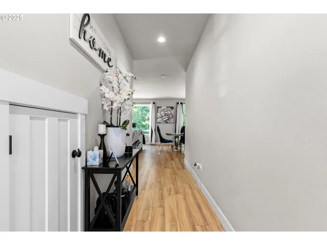 $525,000 | 1066 Northeast Regan Hill Loop, Estacada, OR 97023