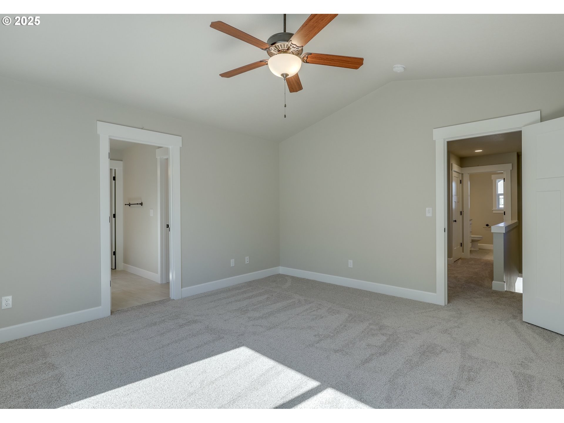 1066 Northeast Regan Hill Loop Estacada, OR 97023 - Photo 29 of 40