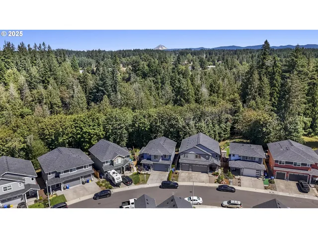 $525,000 | 1066 Northeast Regan Hill Loop, Estacada, OR 97023