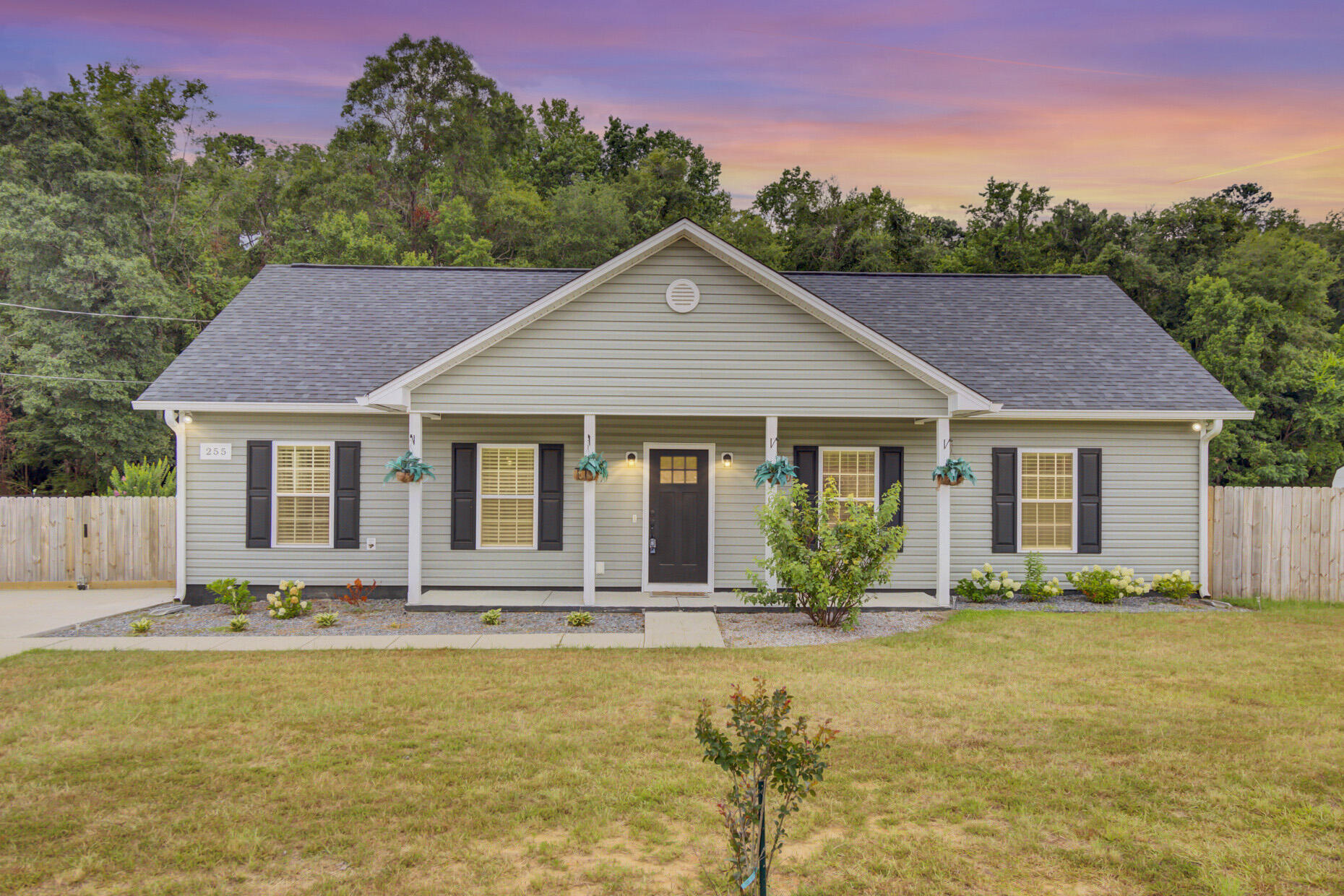 255 South Railroad Avenue Ridgeville, SC 29472 - Photo 1 of 44 01_1_mls copy