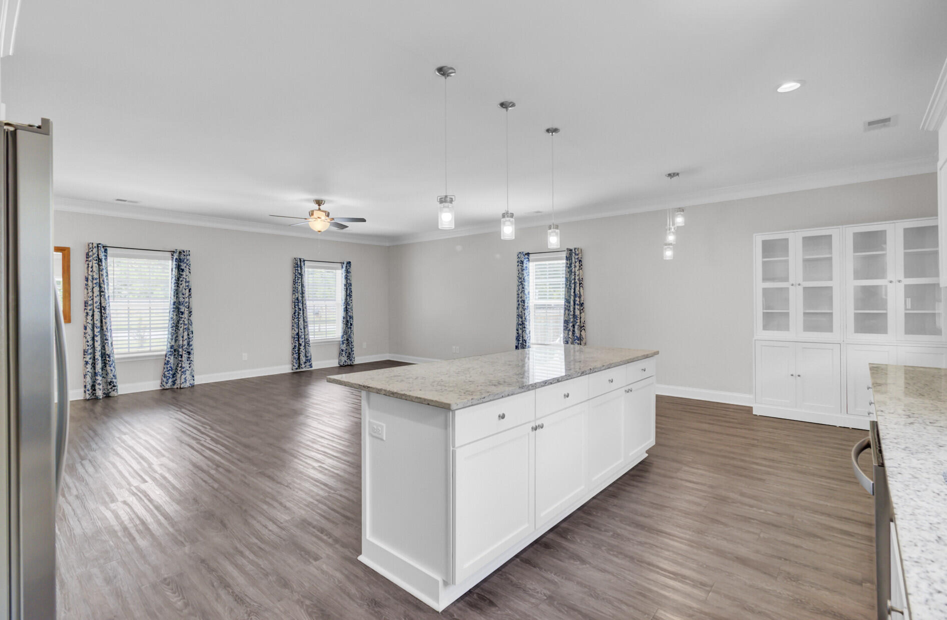 255 South Railroad Avenue Ridgeville, SC 29472 - Photo 14 of 44 15_15_mls