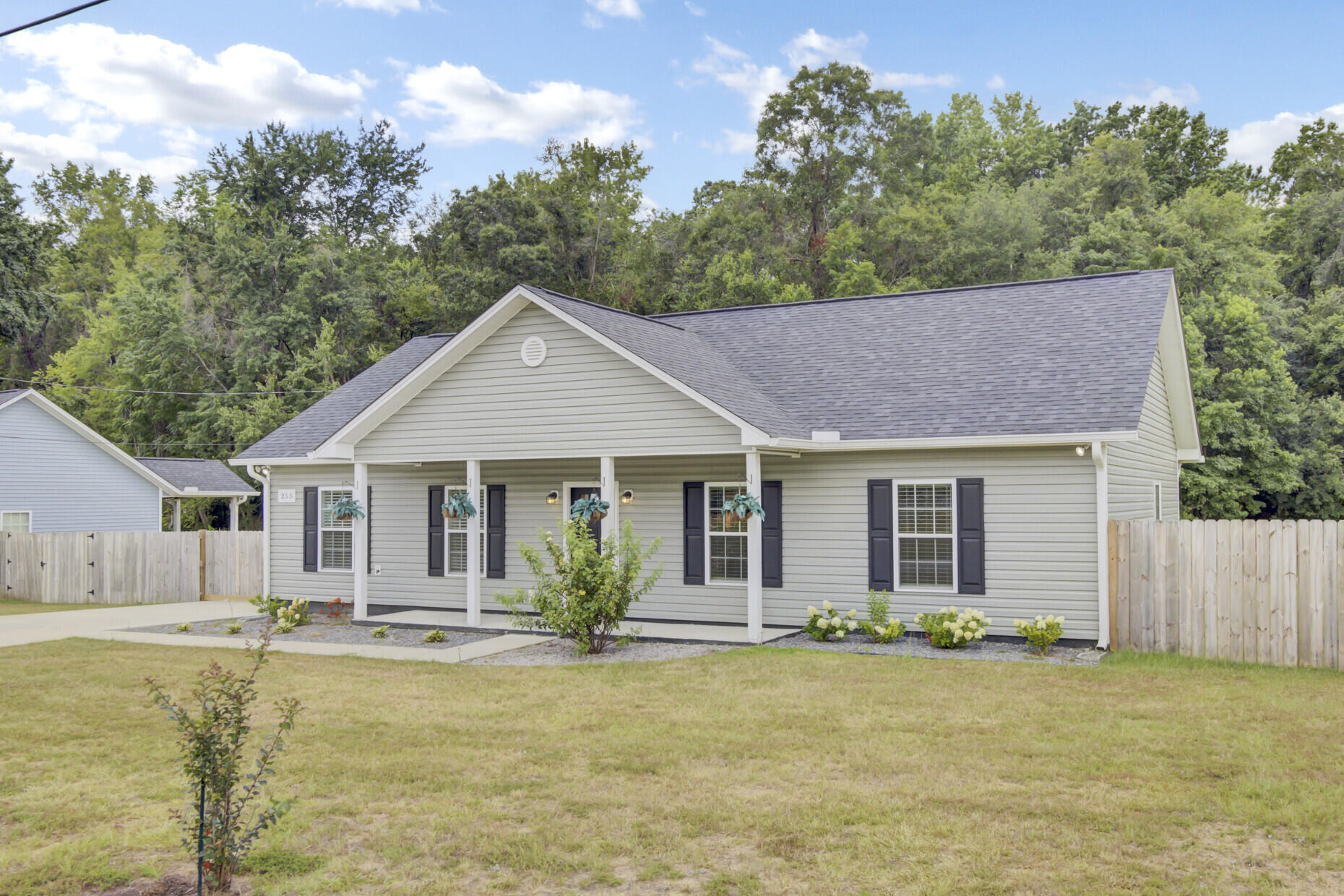 255 South Railroad Avenue Ridgeville, SC 29472 - Photo 2 of 44 02_2_mls