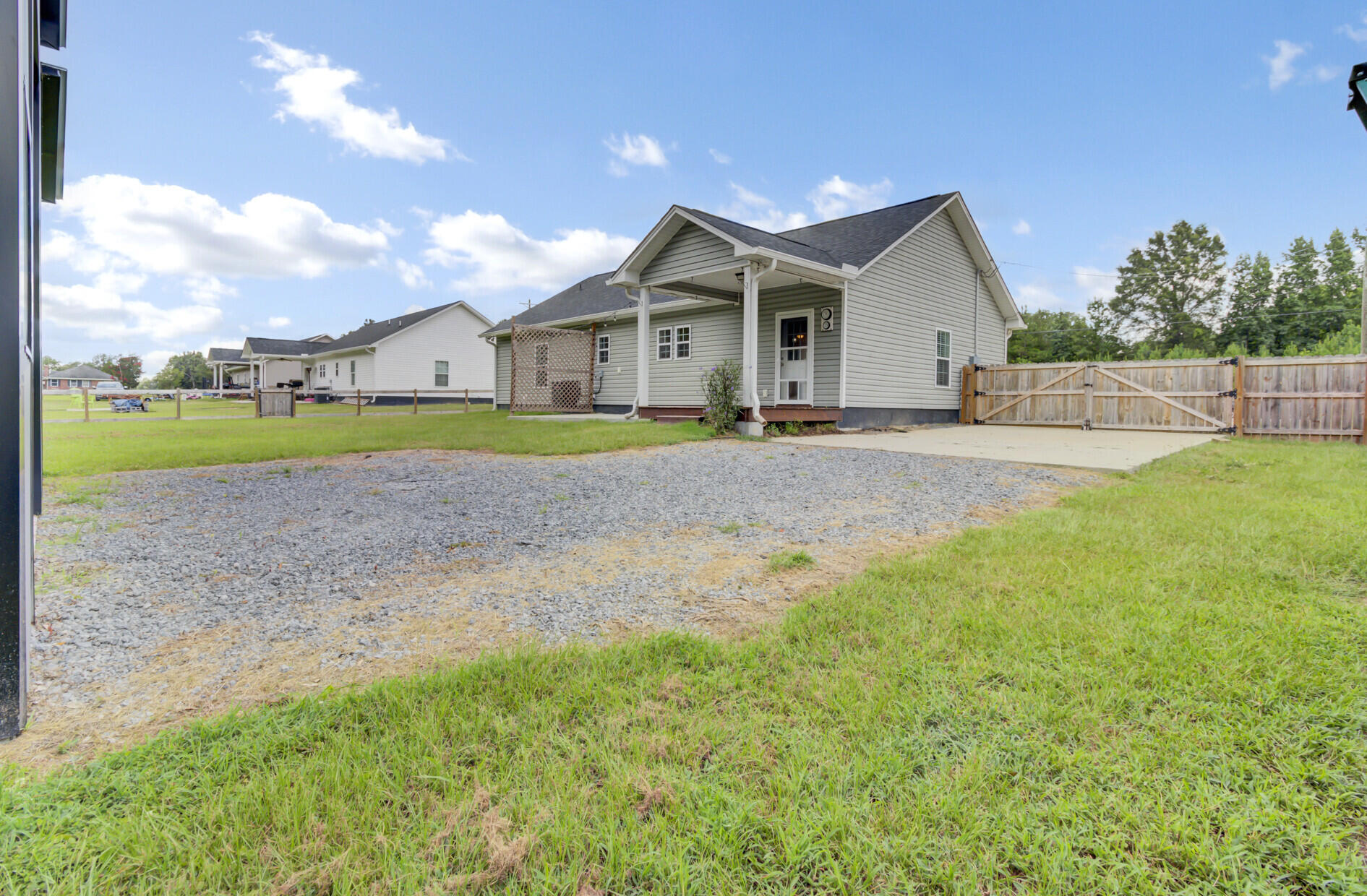 255 South Railroad Avenue Ridgeville, SC 29472 - Photo 41 of 44 38_38_mls