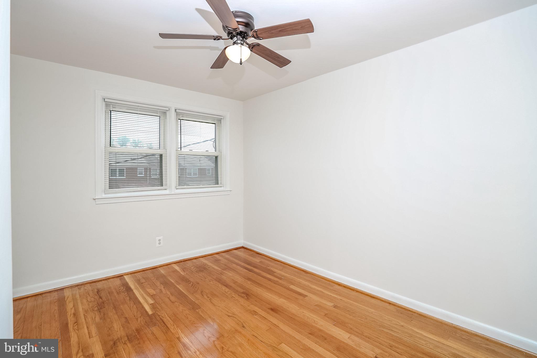 2224 Graythorn Road Baltimore, MD 21220 - Photo 9 of 27