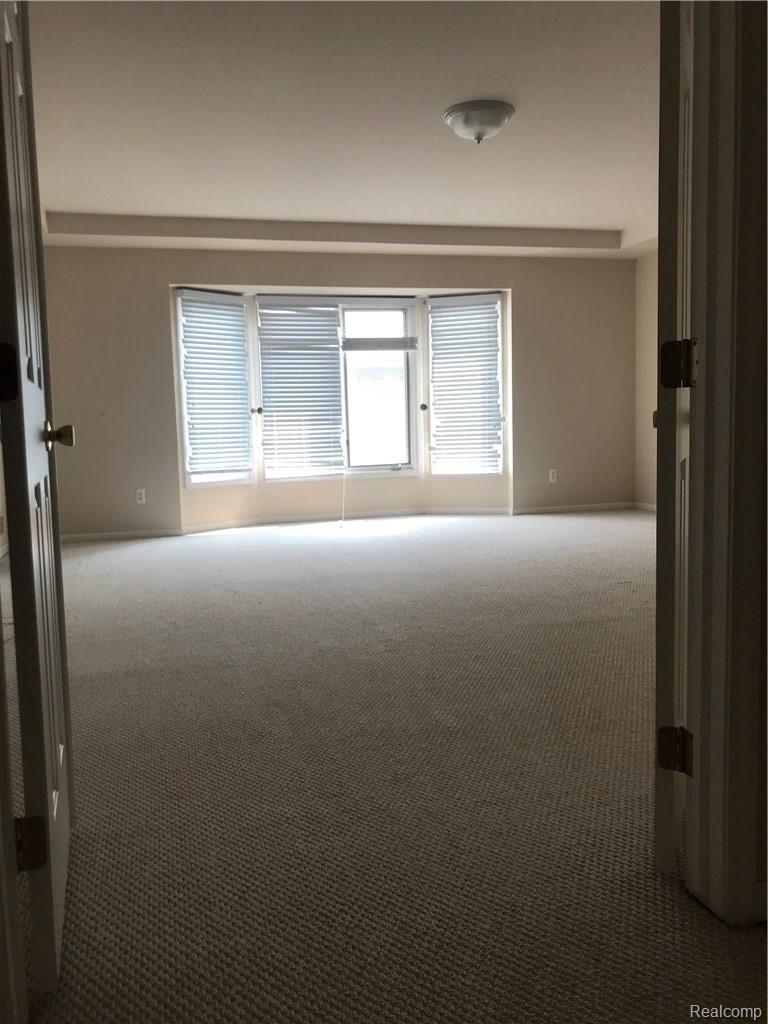 47786 Lighthouse Drive Macomb, MI 48044 - Photo 22 of 29 IMG_8454.JPG