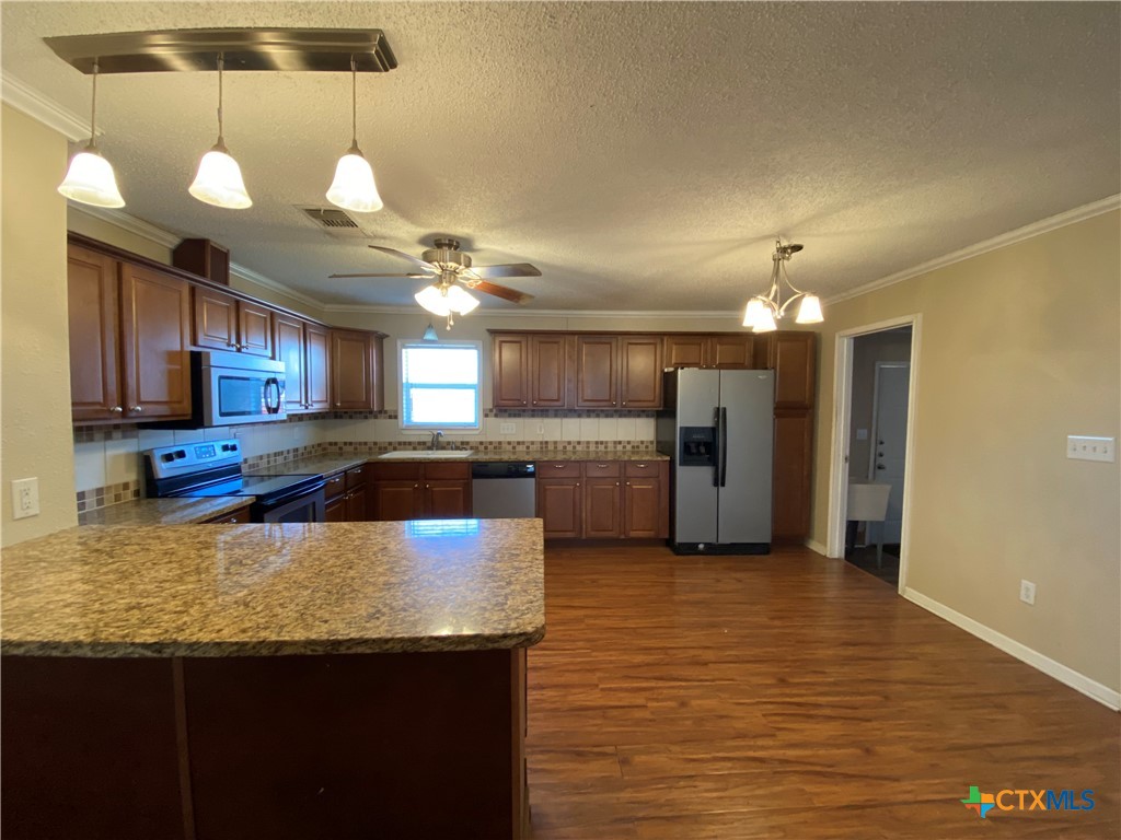 1490 West Klein Road New Braunfels, TX 78130 - Photo 9 of 25