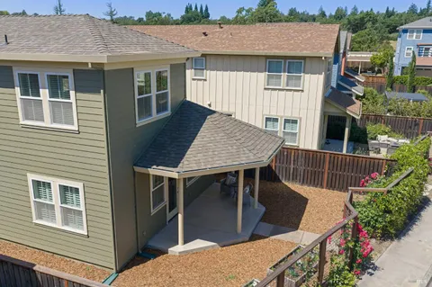 $825,000 | 117 Grayson Way, Healdsburg, CA 95448