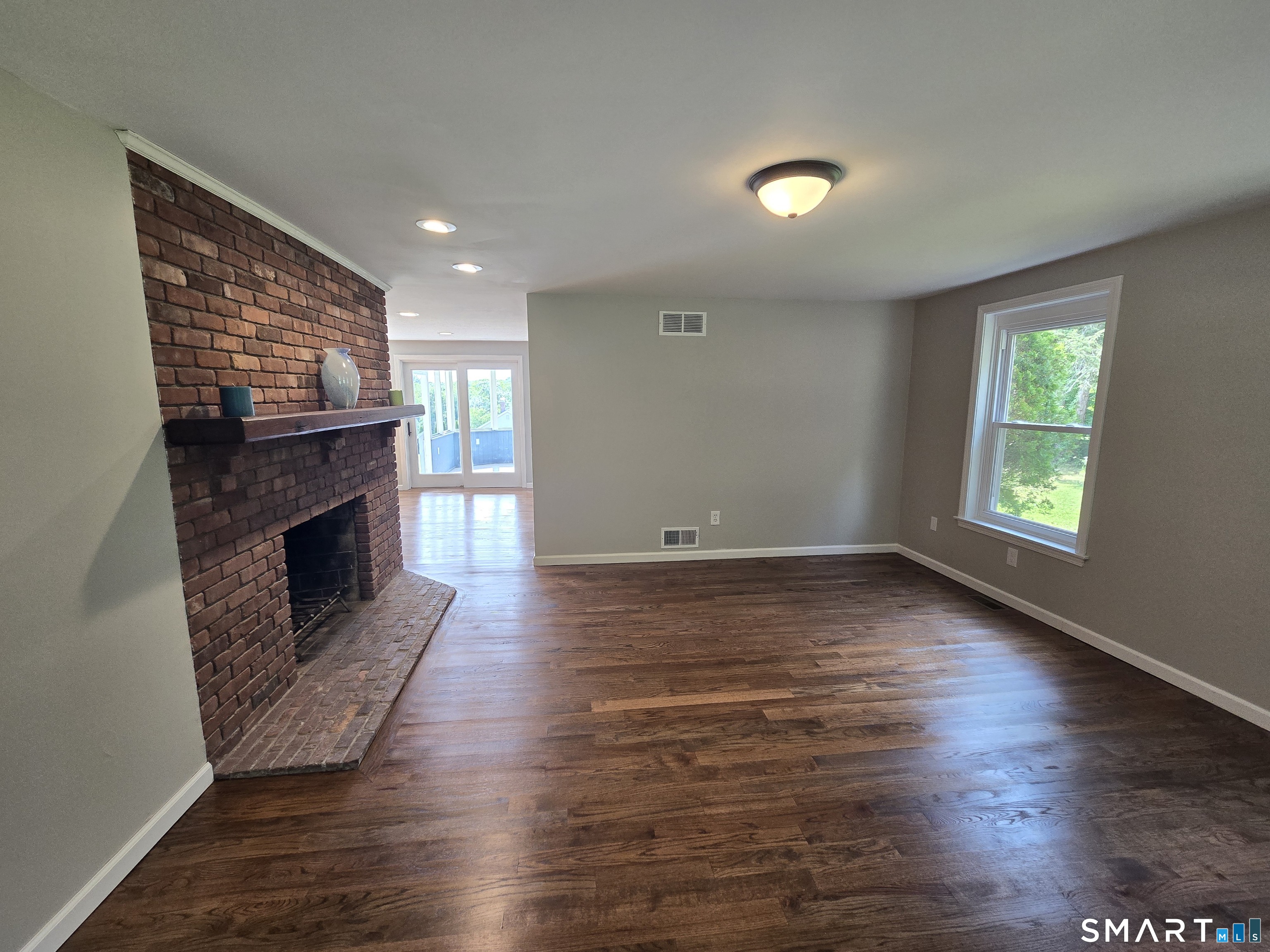 254 Jobs Hill Road Ellington, CT 06029 - Photo 5 of 26
