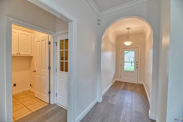 $1,800 | 289 Melissa Drive, Port Allen, LA 70767