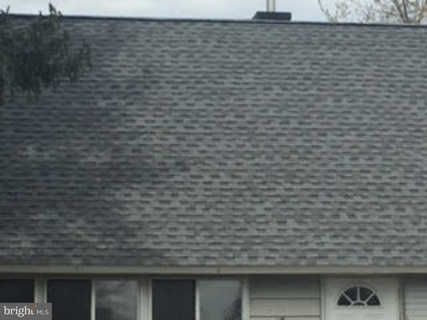 15 Circle Road Levittown, PA 19057 - Photo 2 of 12