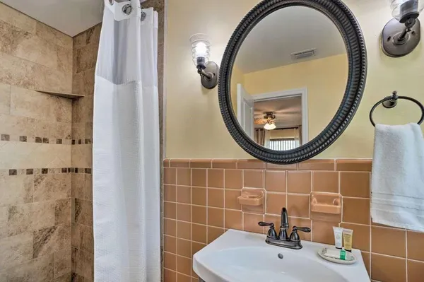 $3,250 | 423 Southwest 1st Avenue, Boynton Beach, FL 33435