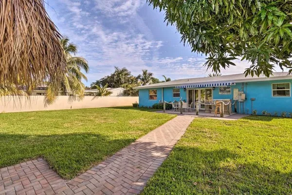 $3,250 | 423 Southwest 1st Avenue, Boynton Beach, FL 33435