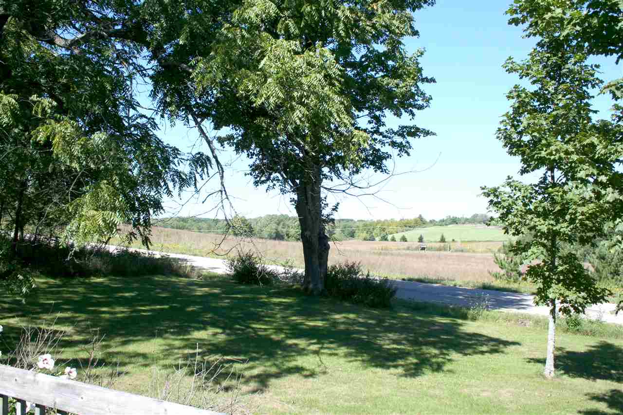 11620 East Tatch Road Suttons Bay, MI 49682 - Photo 34 of 87 1806457-33.JPG