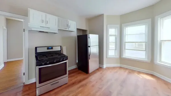 $3,250 | 121 George Street, Unit 3, Boston, MA 02119