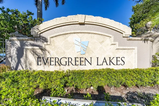 $275,000 | 5031 Wiles Road, Unit 304, Coconut Creek, FL 33073