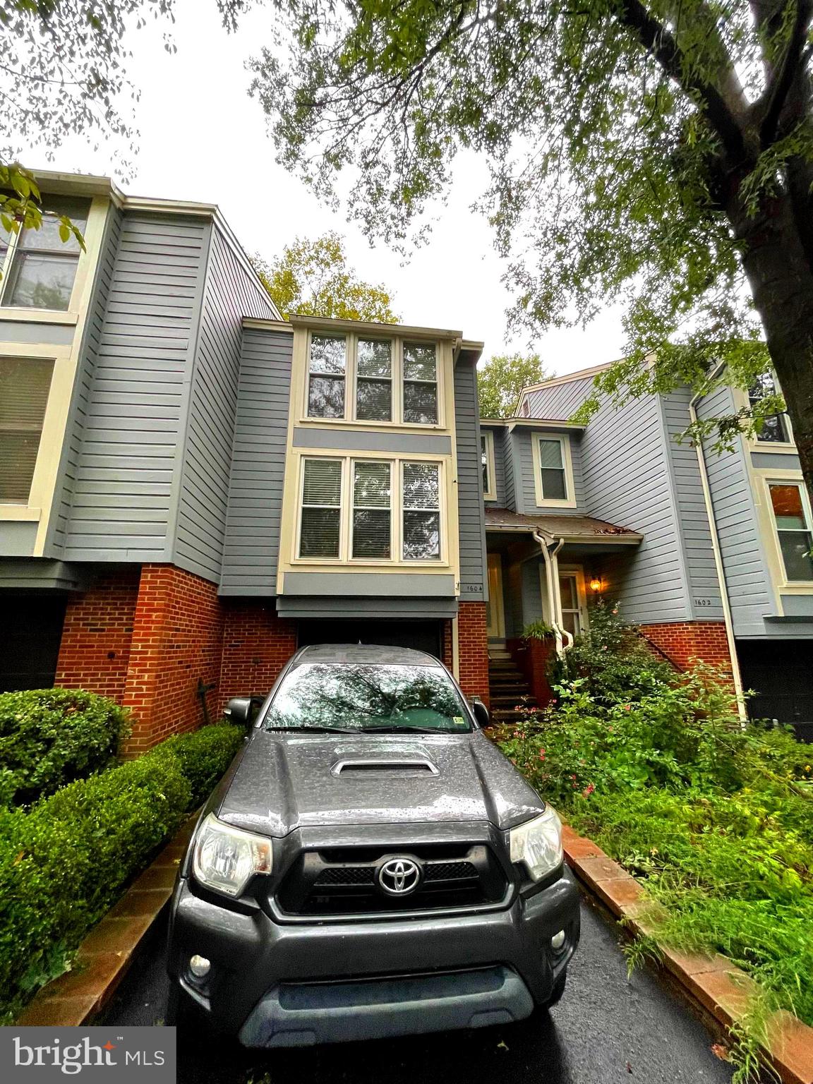 1604 Apricot Court Reston, VA 20190 - Photo 1 of 36 FRONT DRIVEWAY AND GARAGE