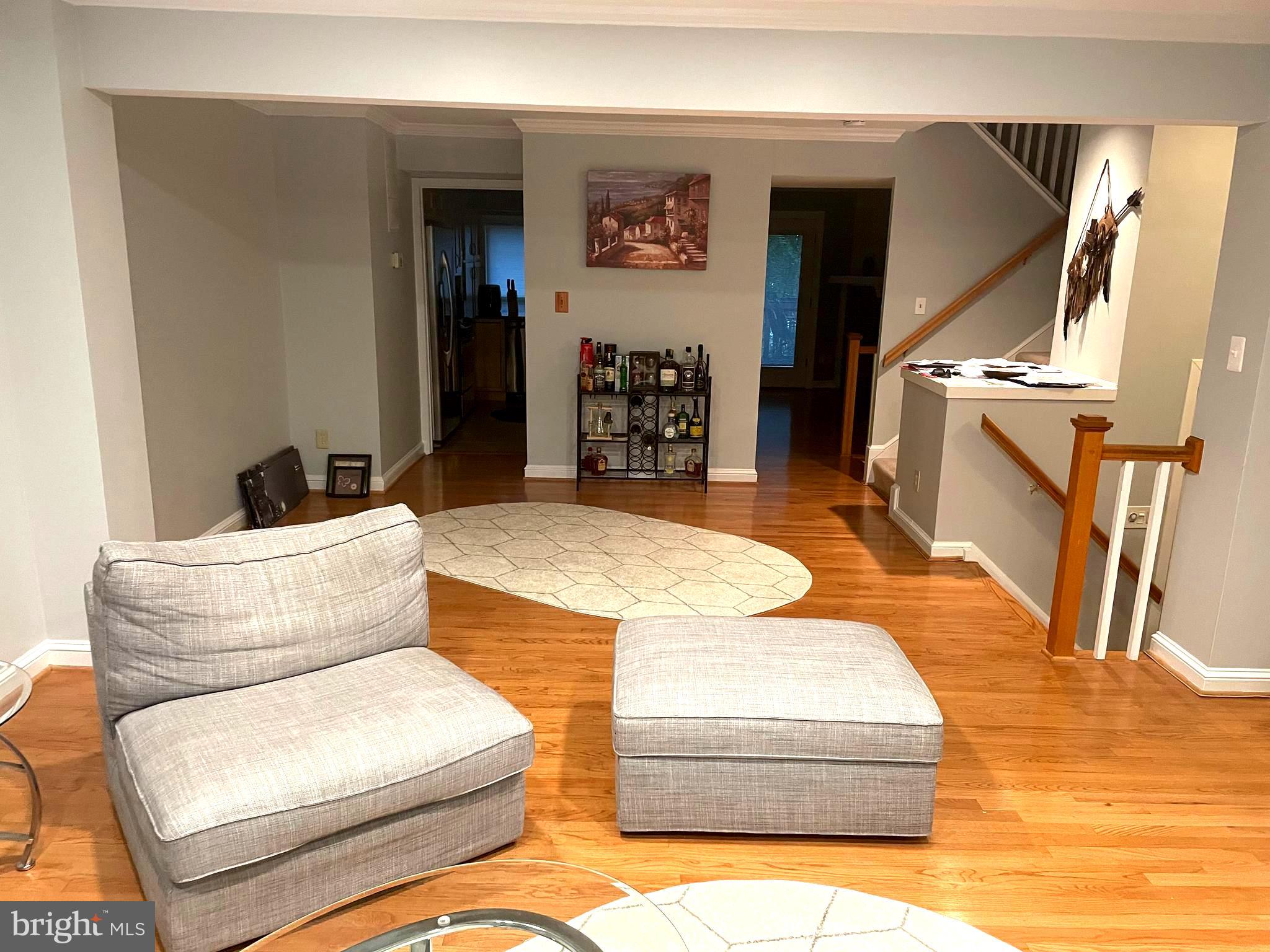 1604 Apricot Court Reston, VA 20190 - Photo 4 of 36 INTERIOR GENERAL