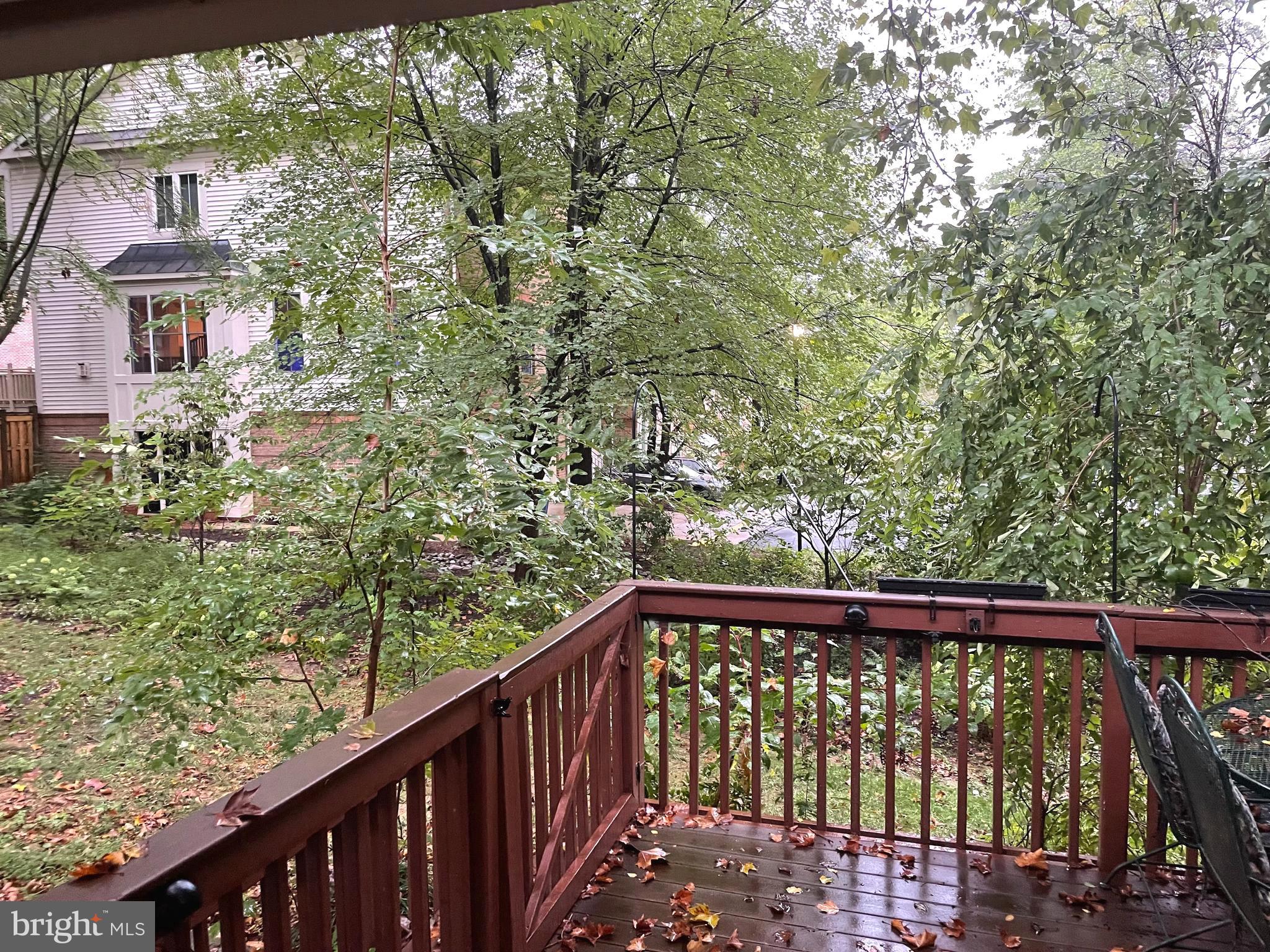 1604 Apricot Court Reston, VA 20190 - Photo 34 of 36 DECK