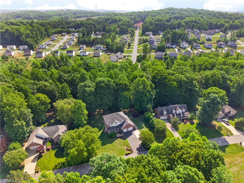 1380 Ridgewood Circle Asheboro, NC 27203 - Photo 3 of 45
